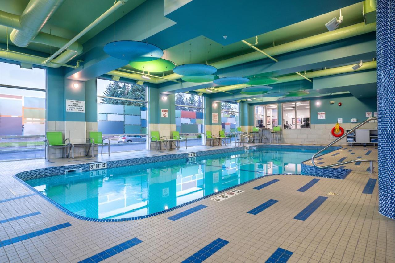 Holiday Inn Express & Suites - Brandon By Ihg Eksteriør billede