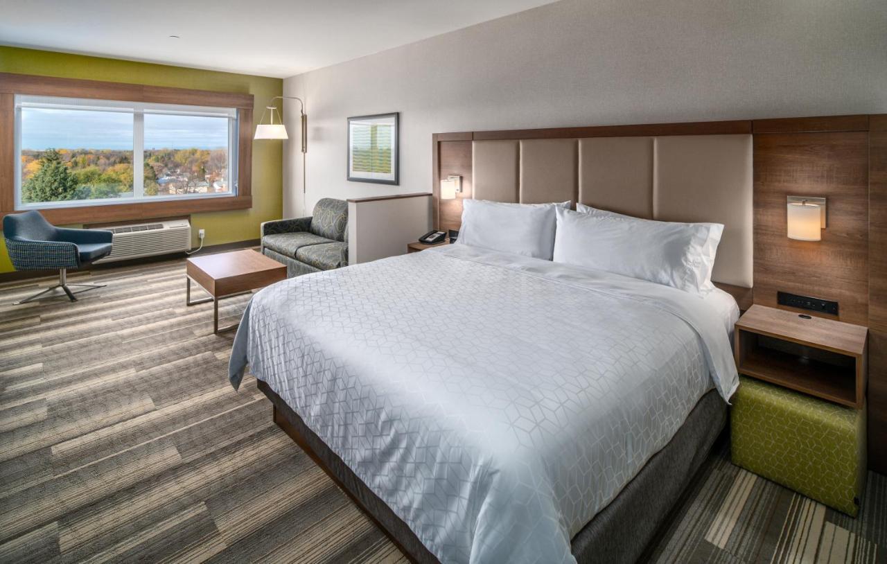 Holiday Inn Express & Suites - Brandon By Ihg Eksteriør billede