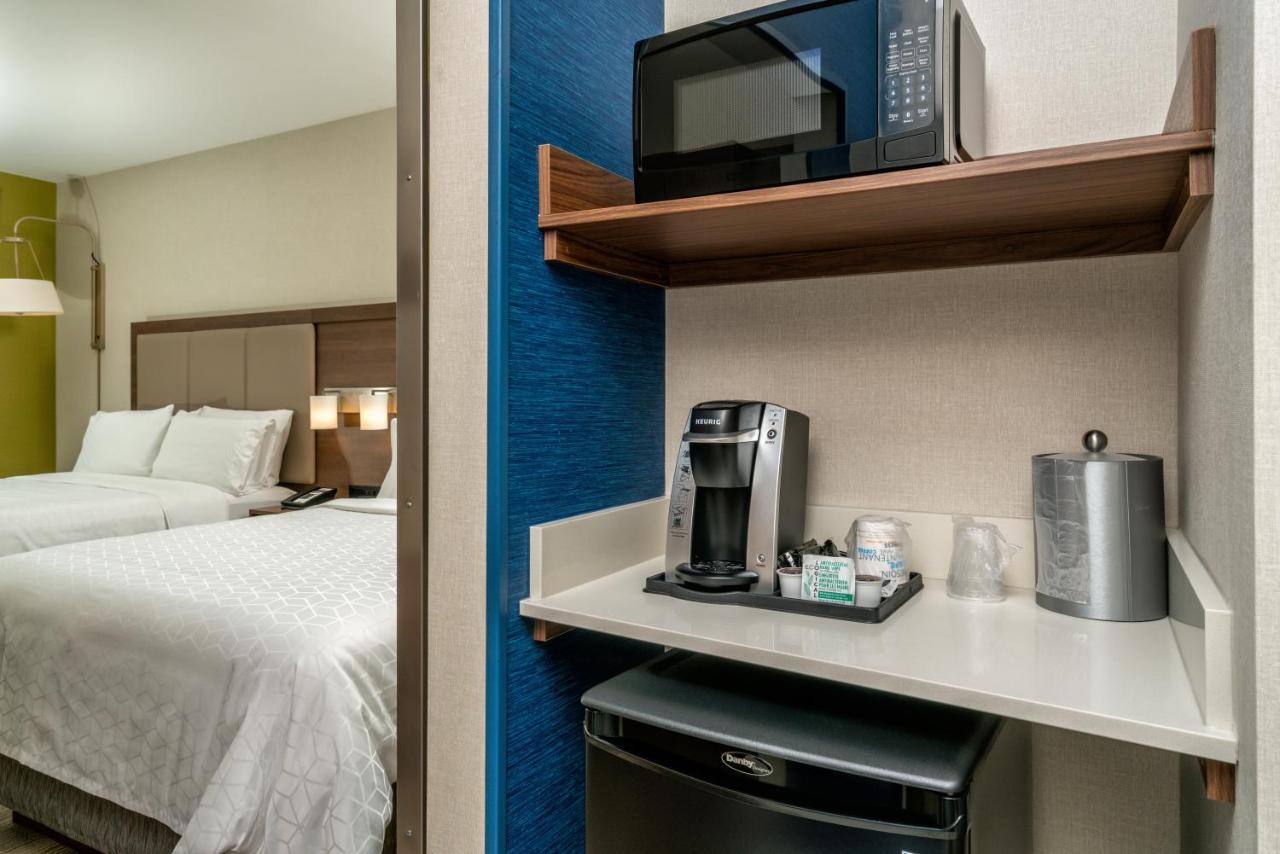 Holiday Inn Express & Suites - Brandon By Ihg Eksteriør billede